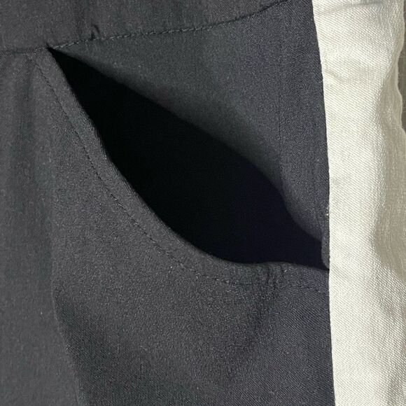 INC International Concepts Women's Pull-On Side-Stripe Shorts size 10 - Picture 5 of 6